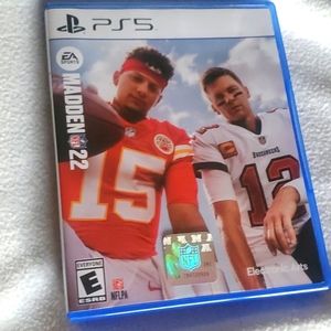 Madden 22 PS5 game